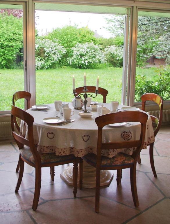 Le Grand Jardin Bed & Breakfast Beaune  Luaran gambar